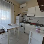 L11 - Grazioso Bilocale Con Terrazzo Vista Mare ヌマーナ