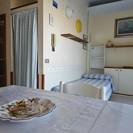 L11 - Grazioso Bilocale Con Terrazzo Vista Mare *