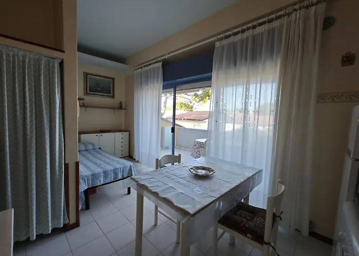 L11 - Grazioso Bilocale Con Terrazzo Vista Mare 아파트 *
