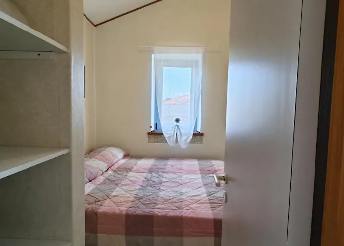 L11 - Grazioso Bilocale Con Terrazzo Vista Mare 아파트